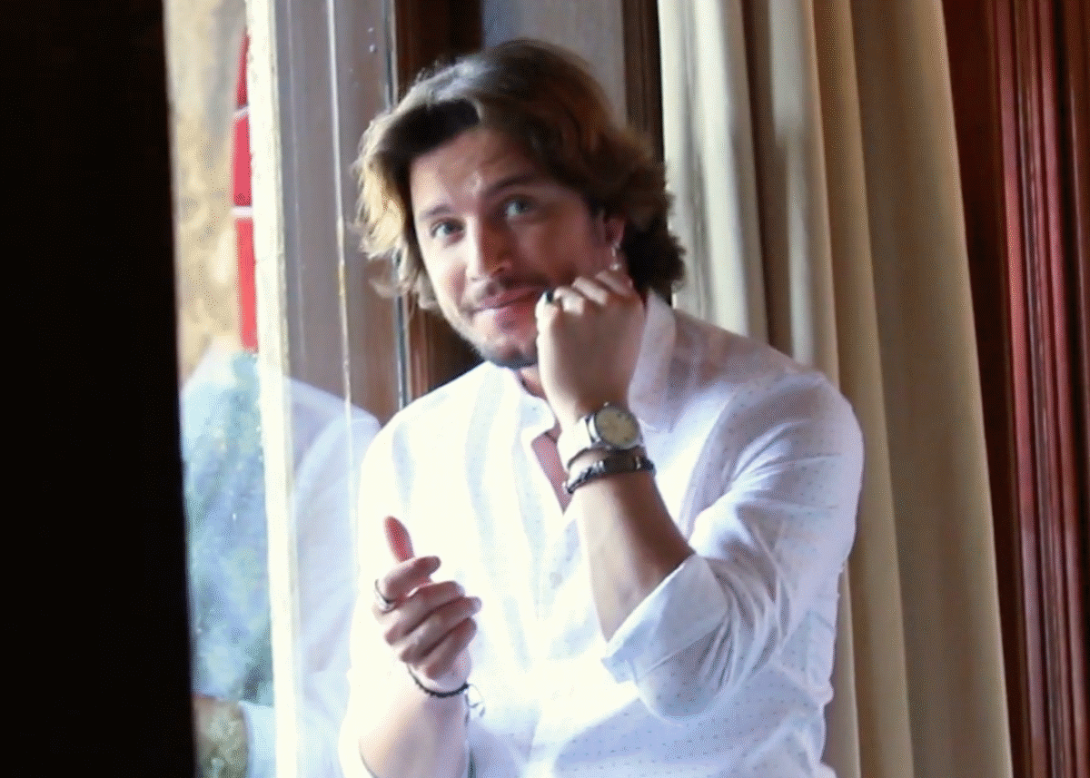 Manuel Carrascó con reloj de la colección especial de Marea